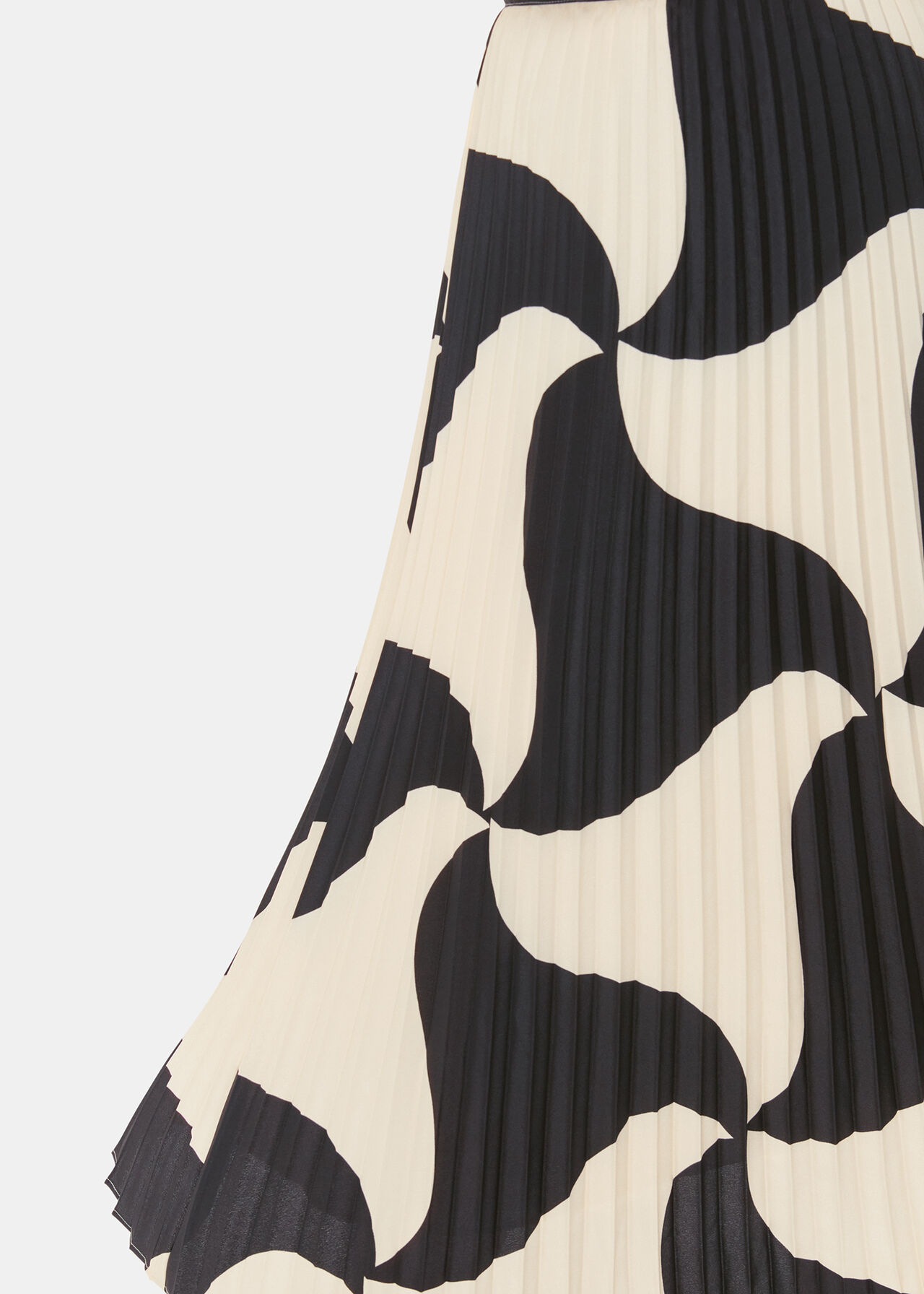 Triangle Swirl Pleated Skirt