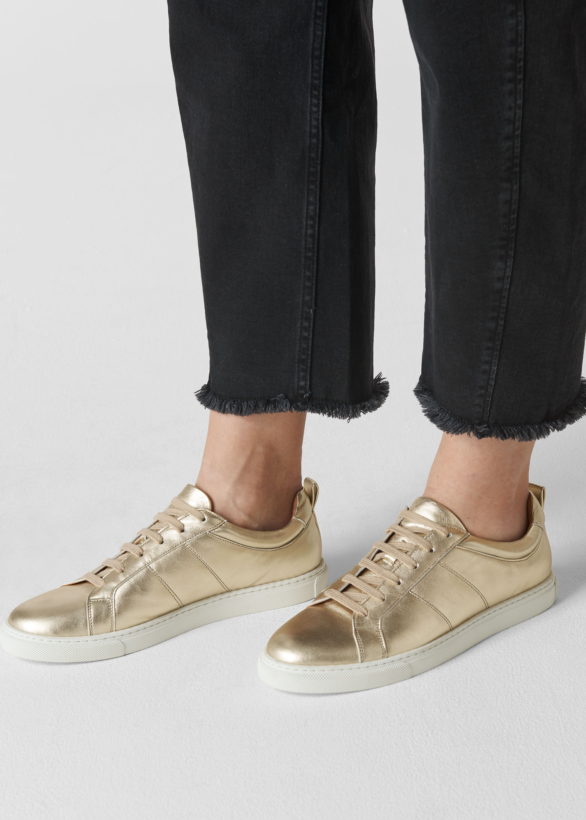 whistles koki trainer