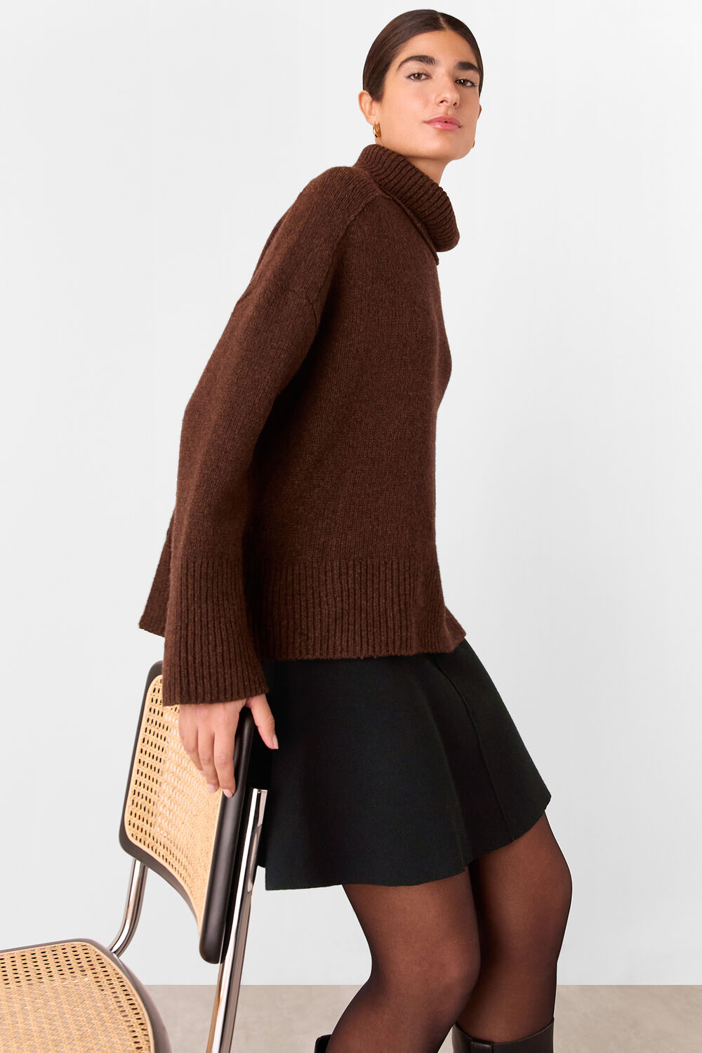 Black Flippy Knitted Mini Skirt