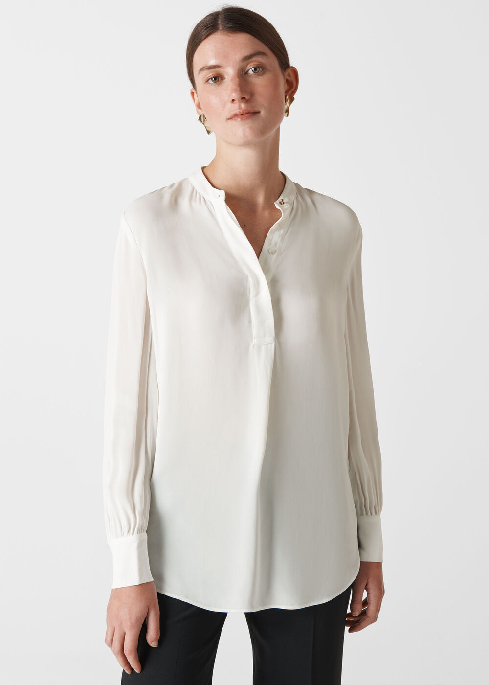 Stud Pleat Blouse Ivory
