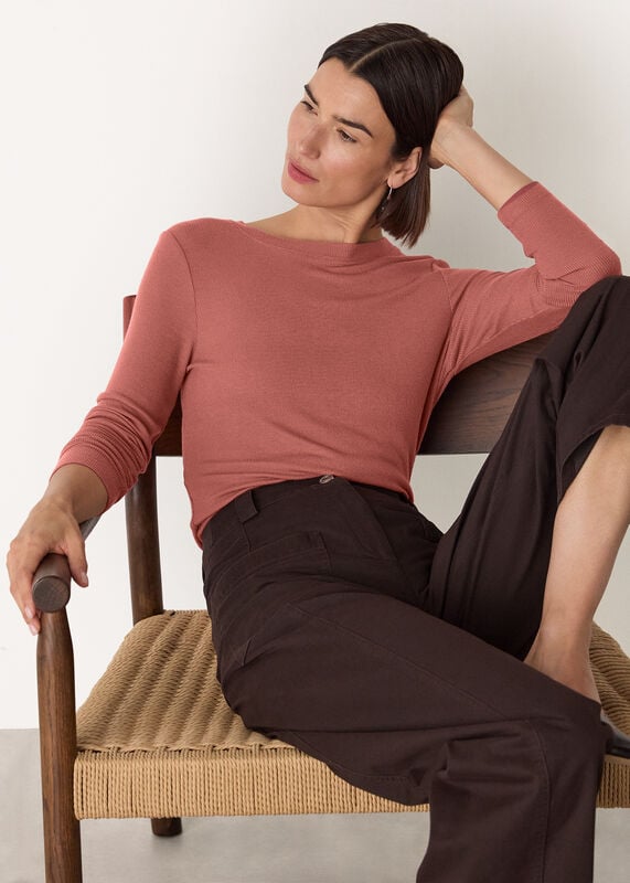 Rose Essential Ribbed Crew