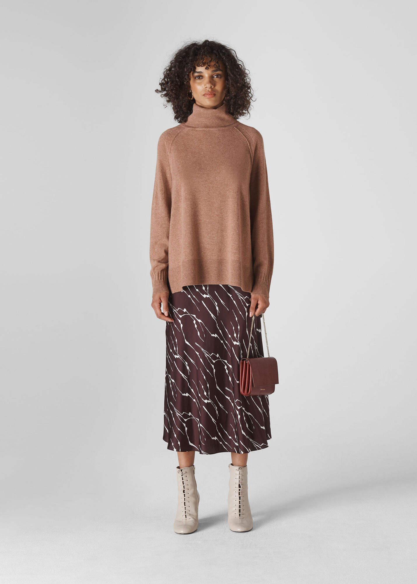 Roll Neck Sweater -Wreath on Pink