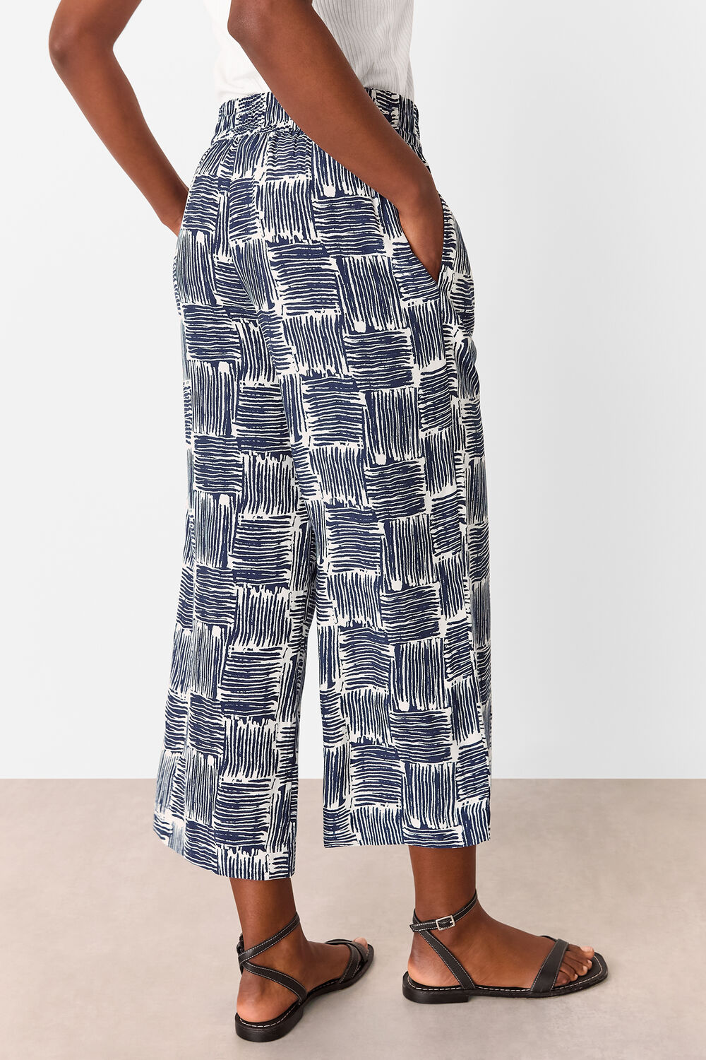 Hatch Squares Cropped Trouser