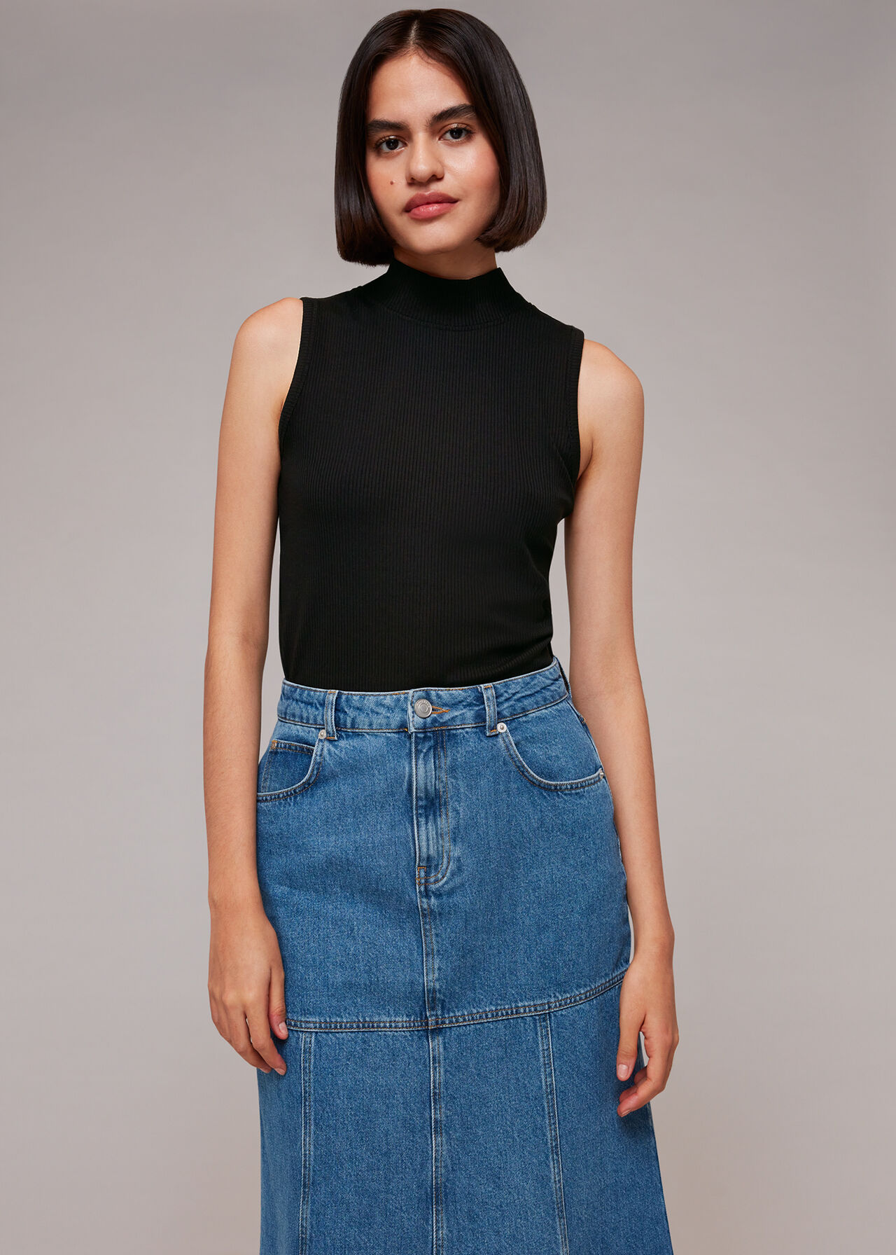 Ribbed Keyhole Tank