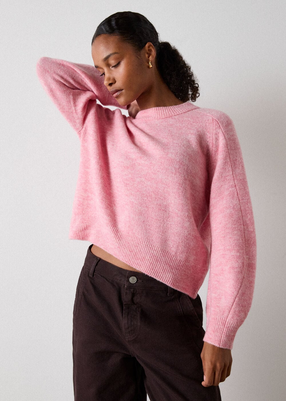 Wool Mix Curved Hem Knit