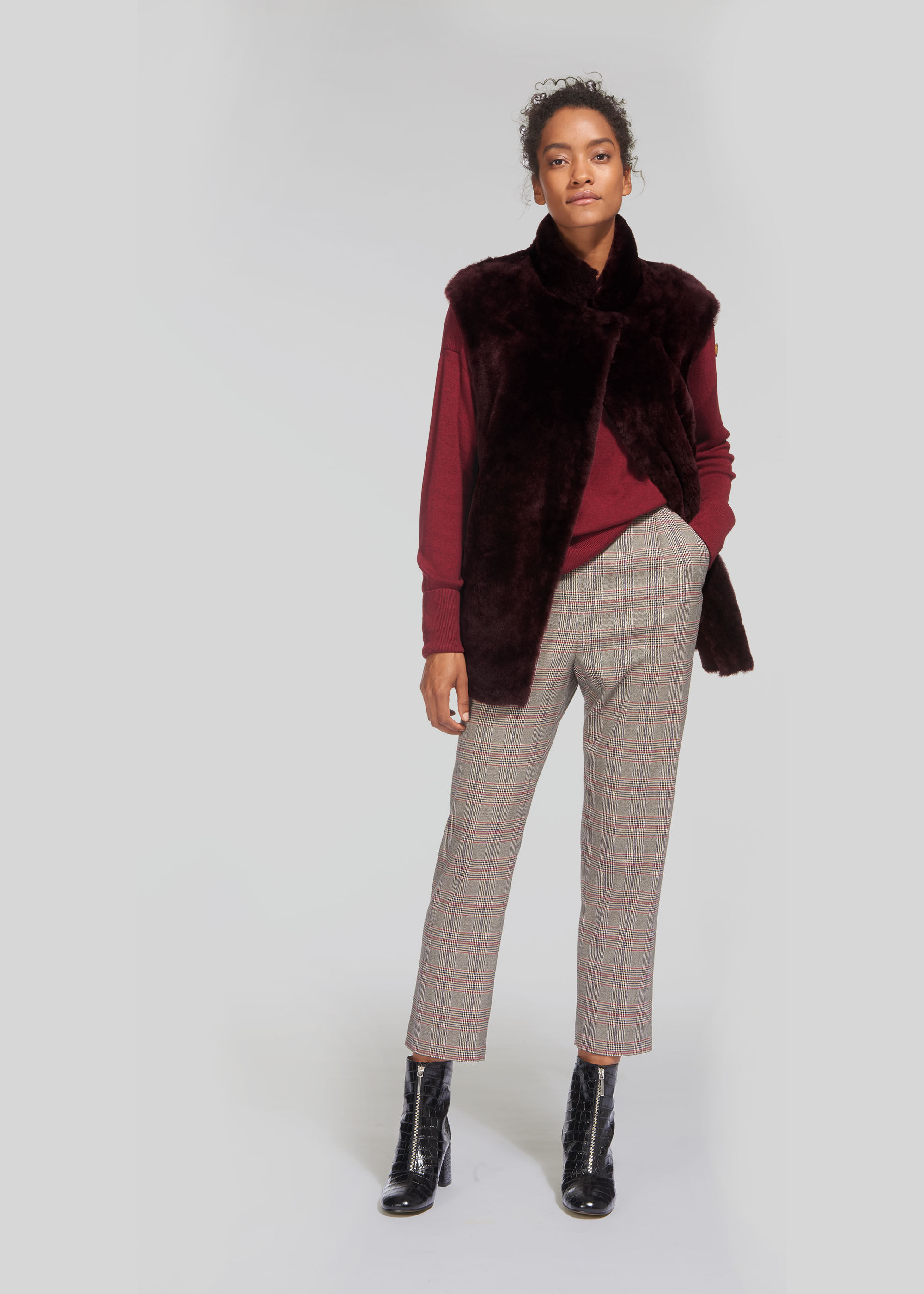 Burgundy fur gilet discount
