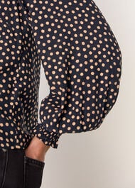 Spot Shirred Cuff Blouse