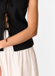 Tie Front Detail Tank