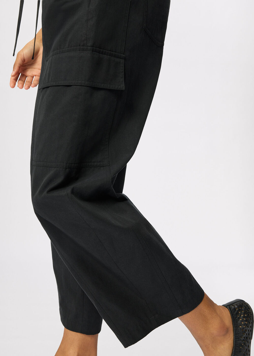 Utility Cotton Barrel Trouser