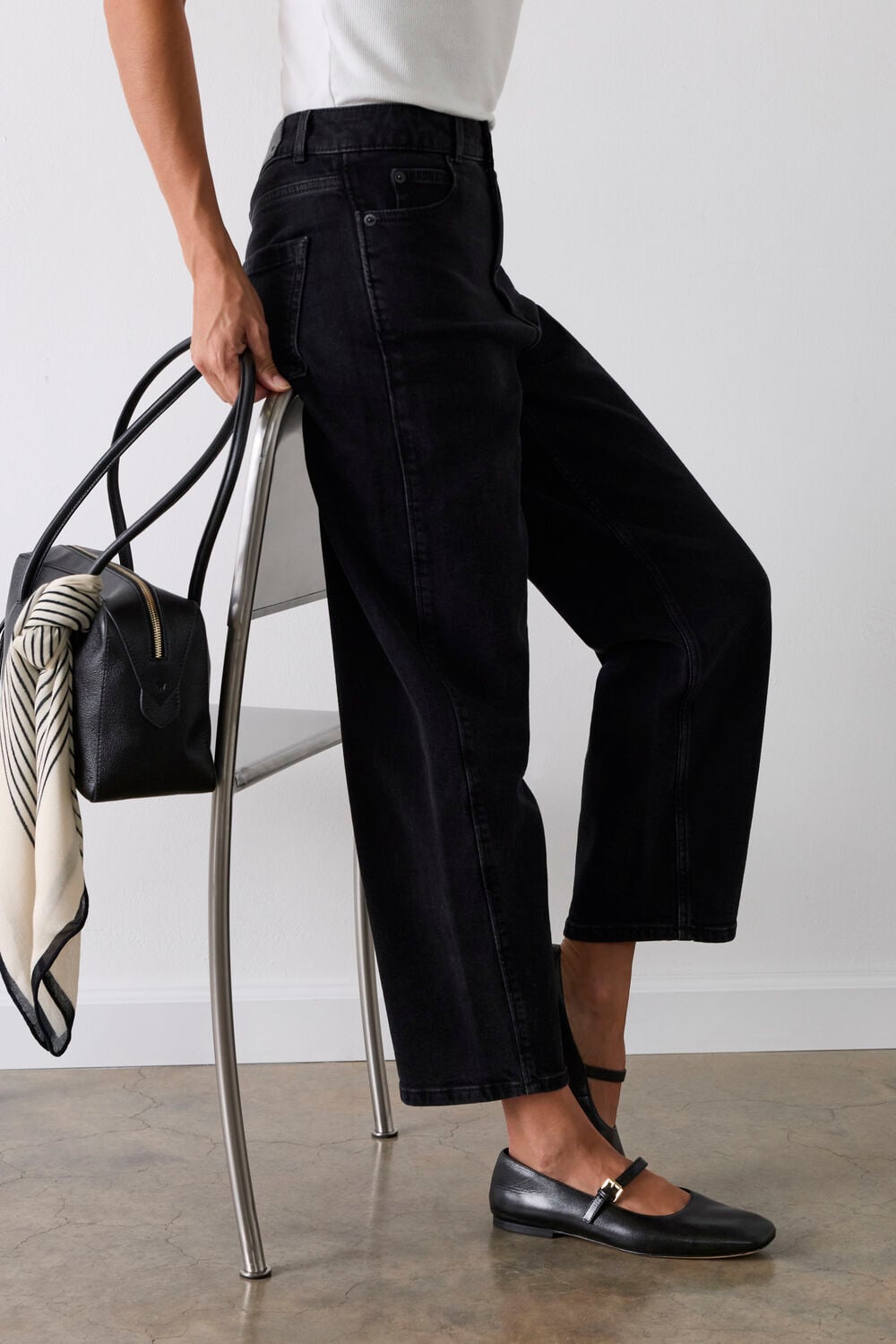 Black Stretch Barrel Leg Jean