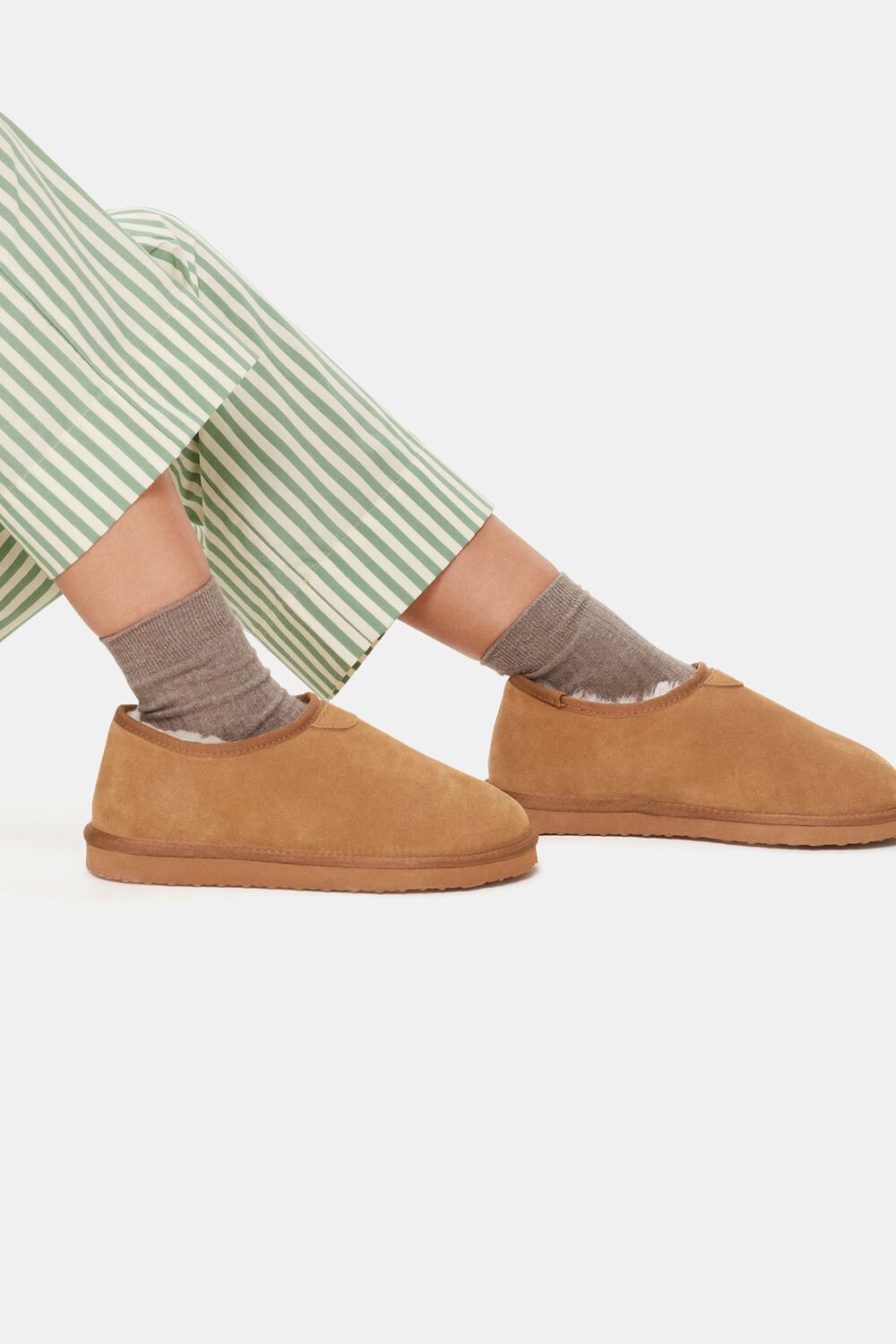 Tan Lidia Slipper