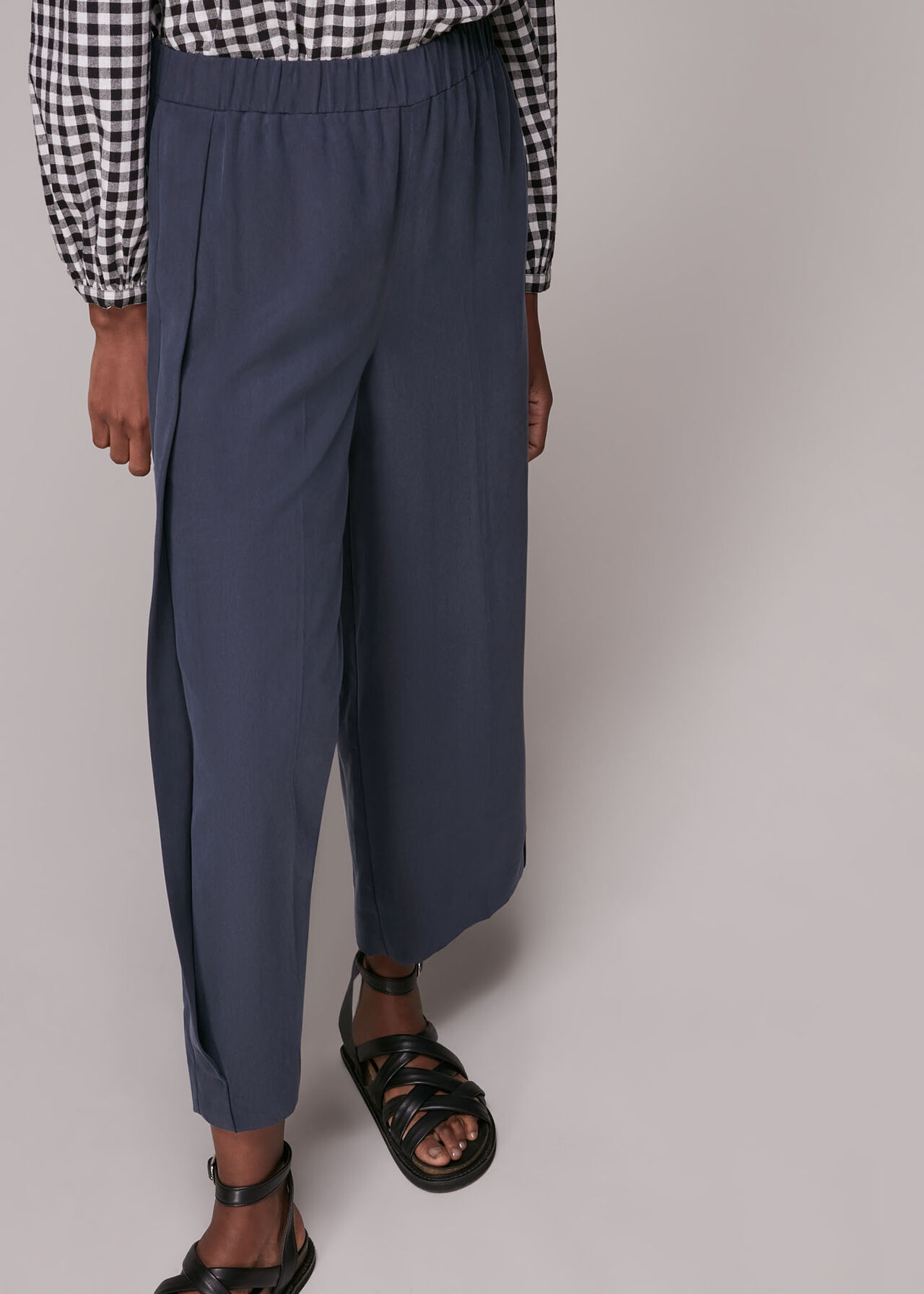 Wide Leg Trouser