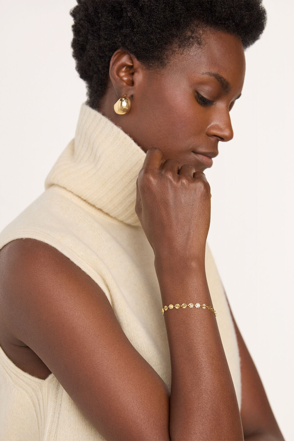 Textured Circle Chain Bracelet
