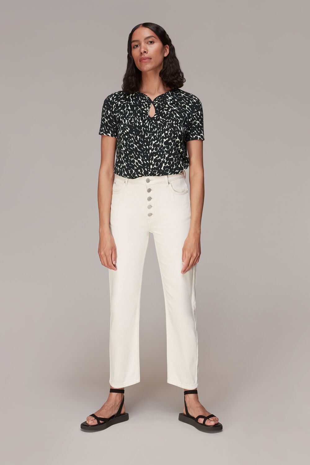 Sahara Cat Keyhole Tee