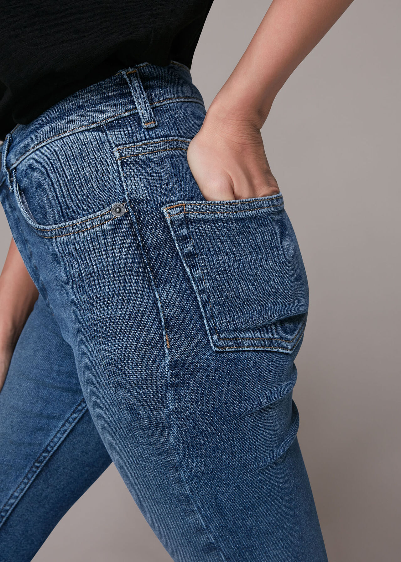 Stretch Sculpted Skinny Jean
