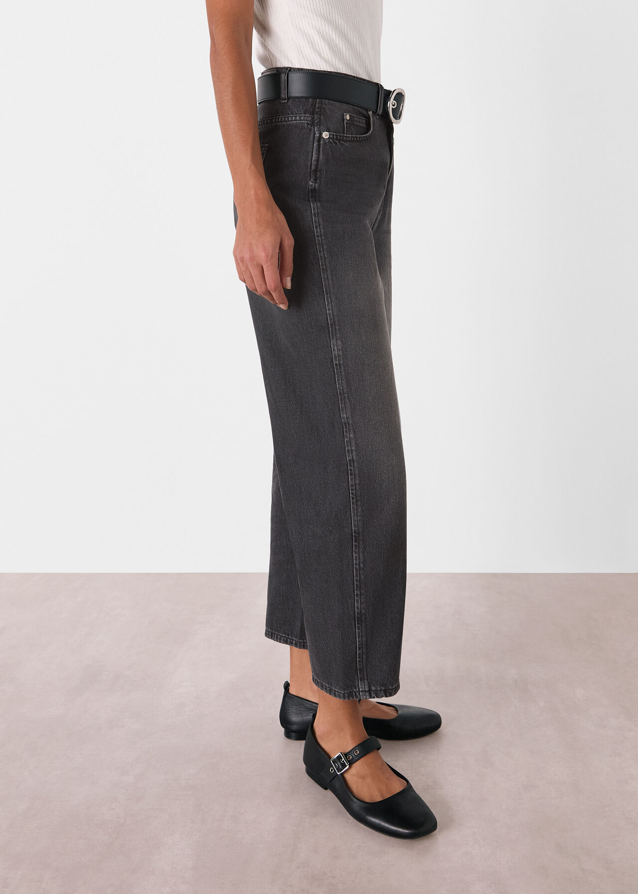 Authentic Barrel Leg Jean