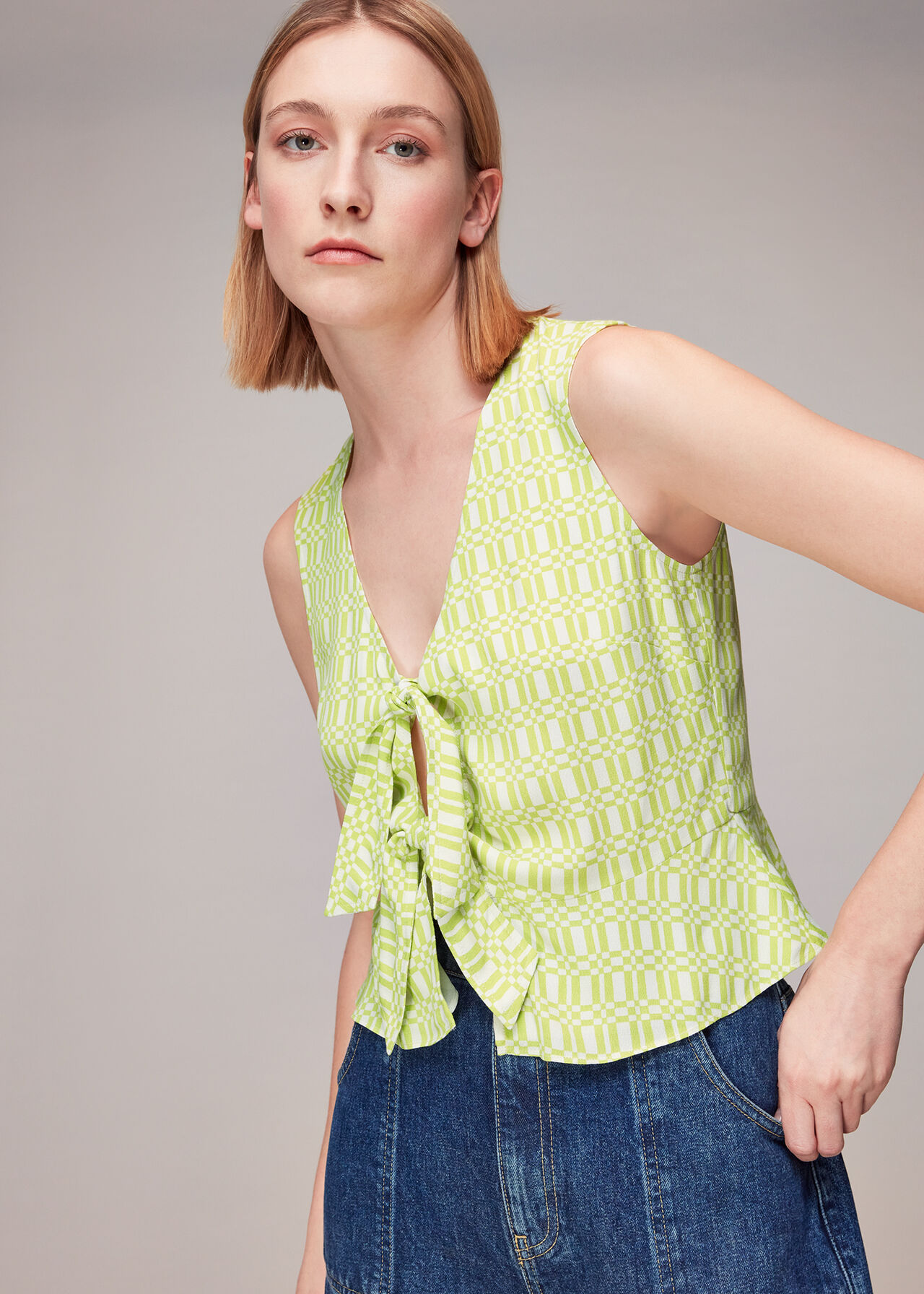 Link Check Tie Front Top