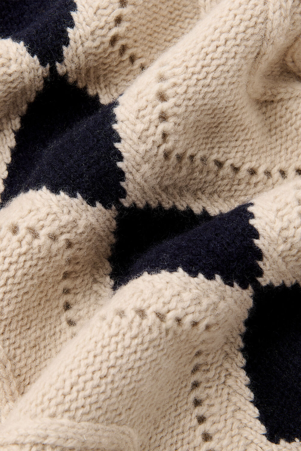 Diamond Cable Wool Detail Knit