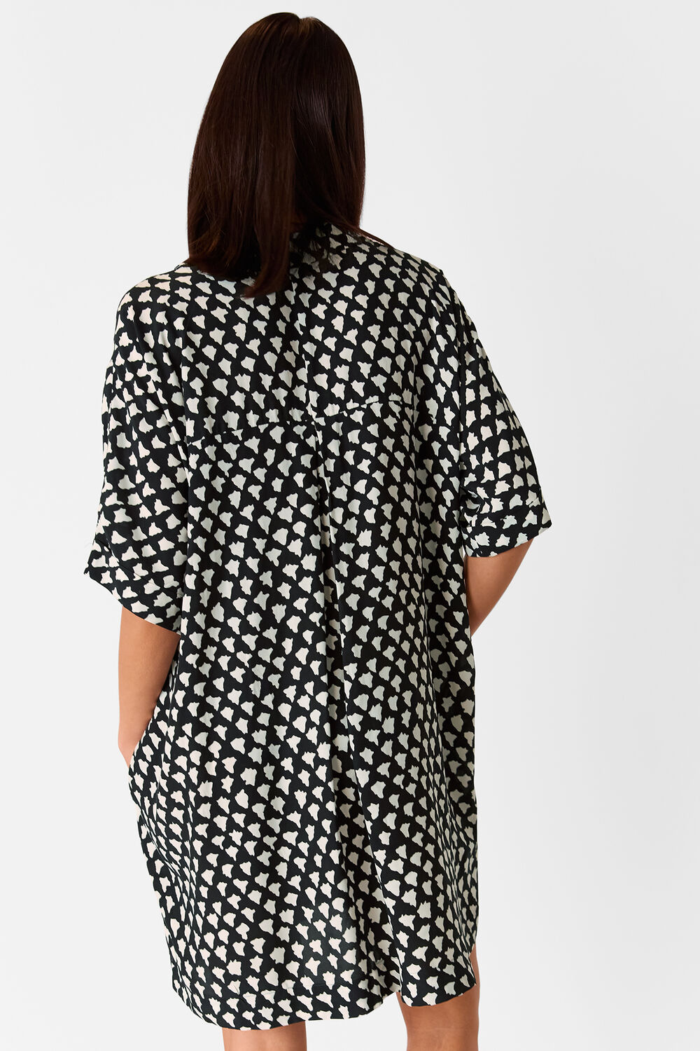 Black Triangle Relaxed Short Dress
