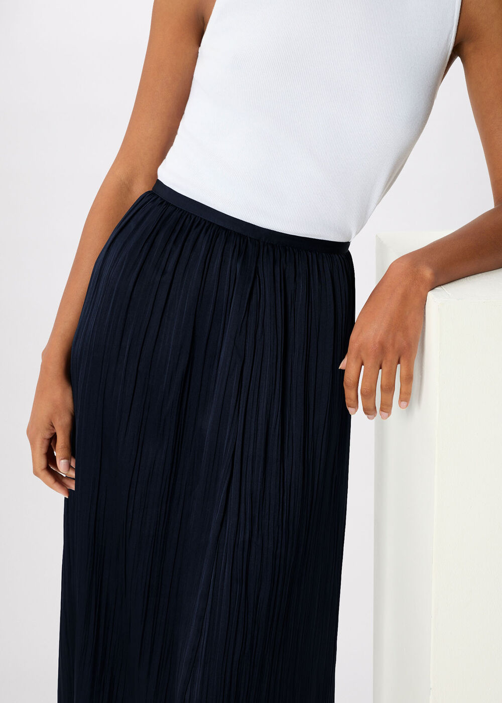 Plisse Column Midi Skirt