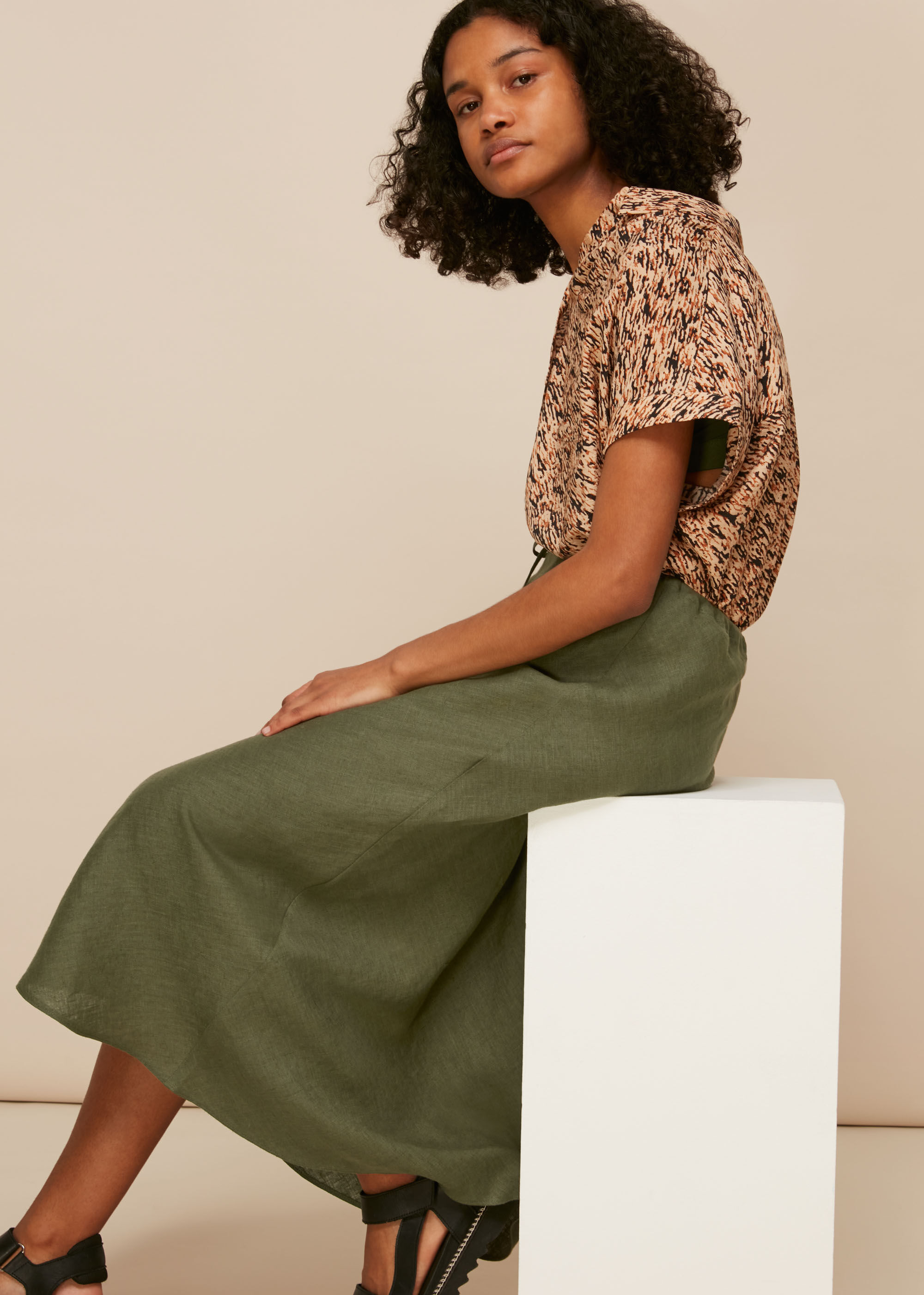 Linen skirt khaki shop