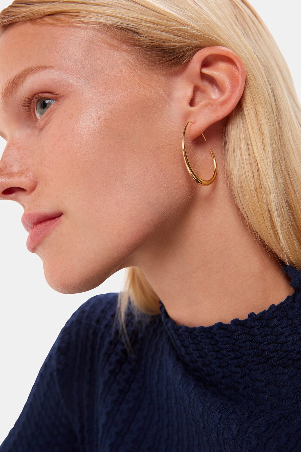Wire Hoop Earring