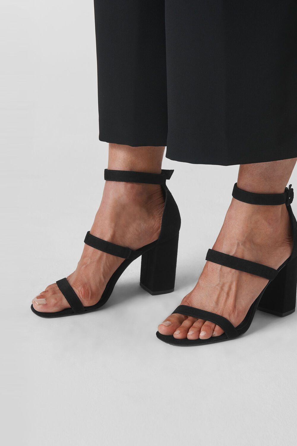 Hayes Block Heel Sandal Black