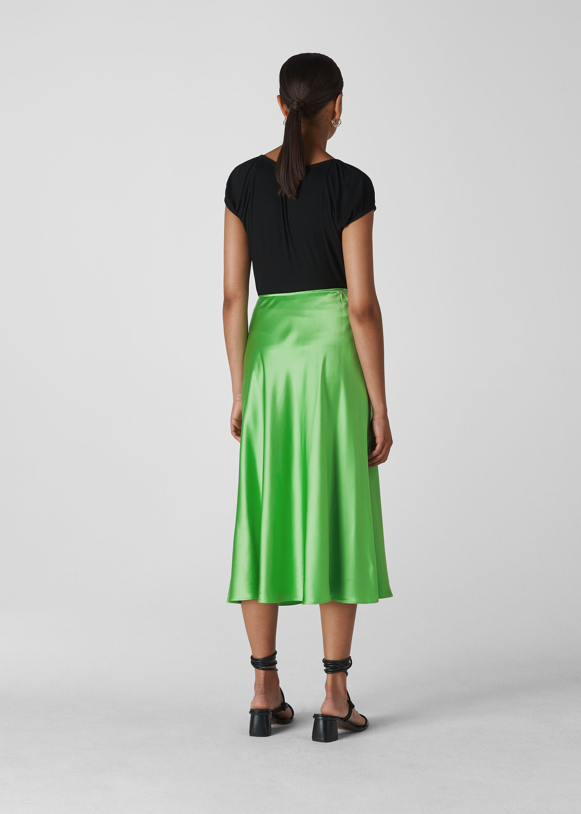 2 Ways to Wear a Bias Cut Skirt  The RELM  Co