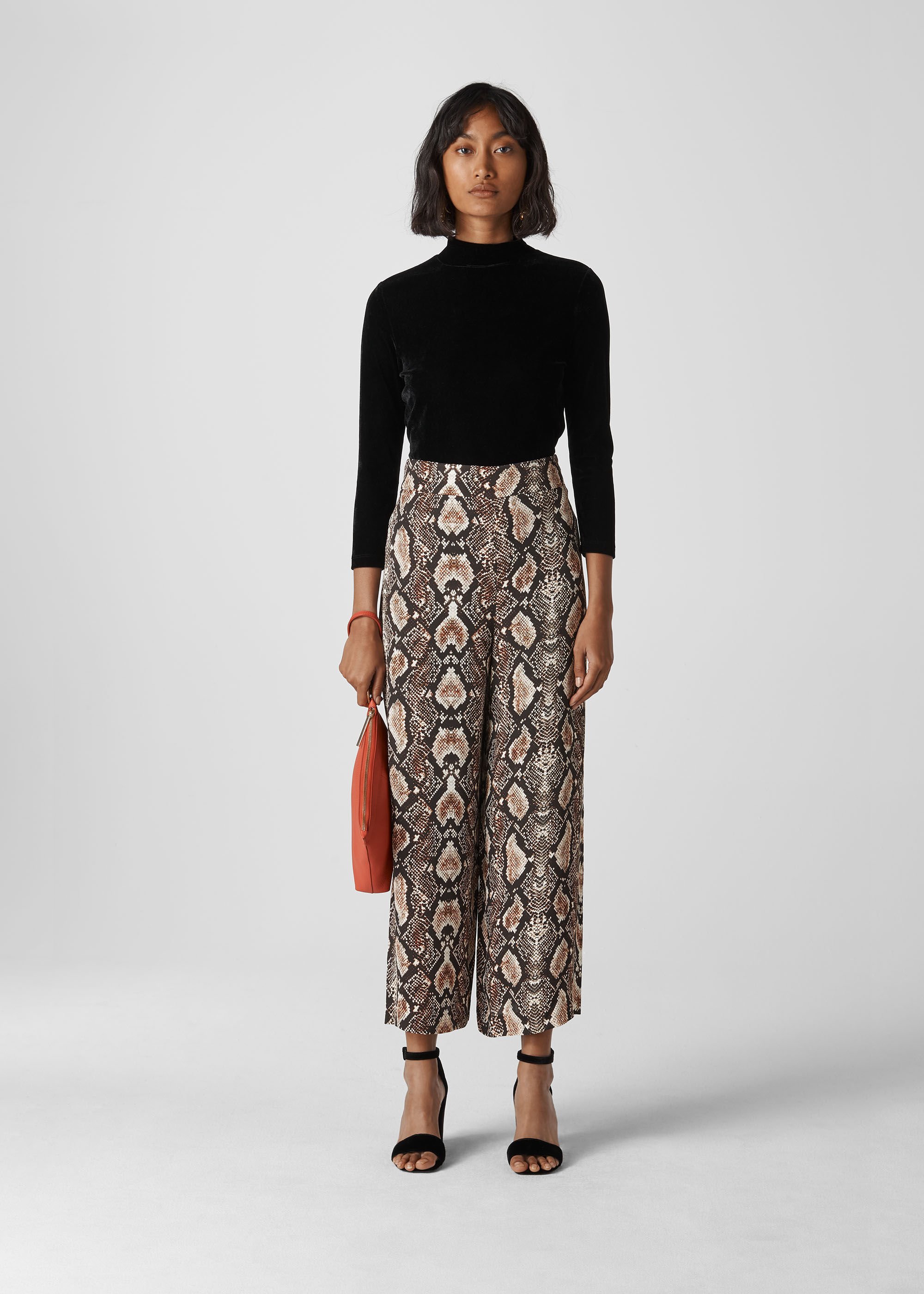 Snake print cropped trousers discount