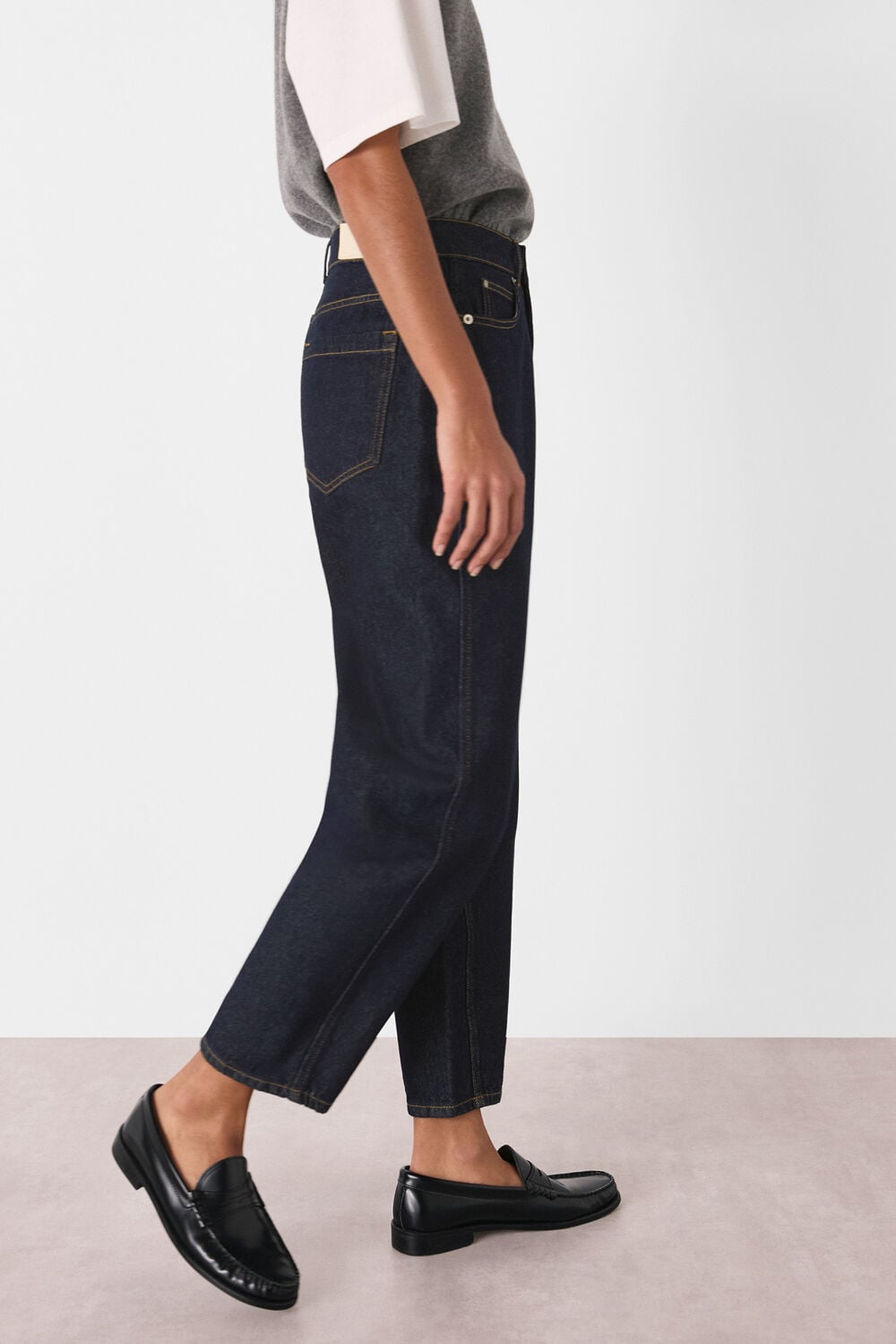 Authentic Barrel Leg Jean