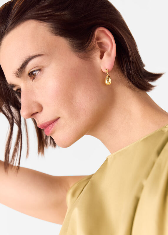 Gold Teardrop Stud Earring