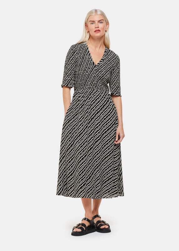 Black Petite Diagonal Ripple Shirred Dress