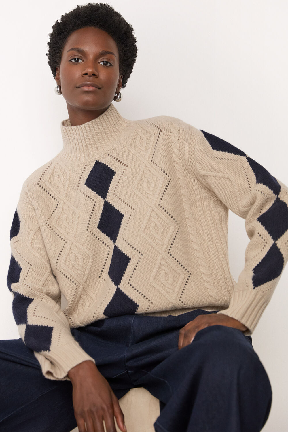 Diamond Cable Wool Detail Knit