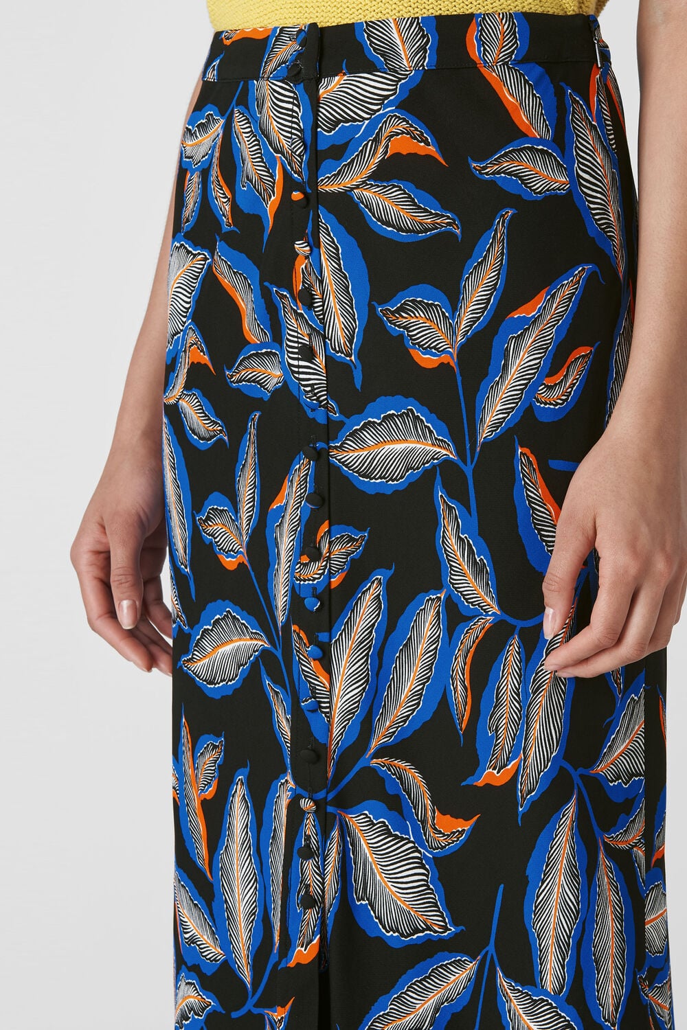 Autumn Leaf Print Skirt Black/Multi