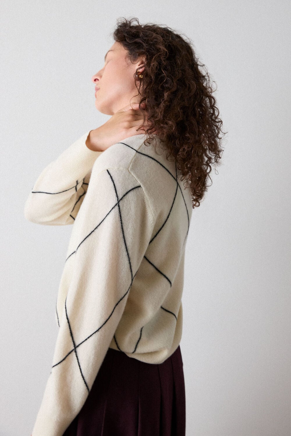 Ivory Wool Contrast Diamond Knit