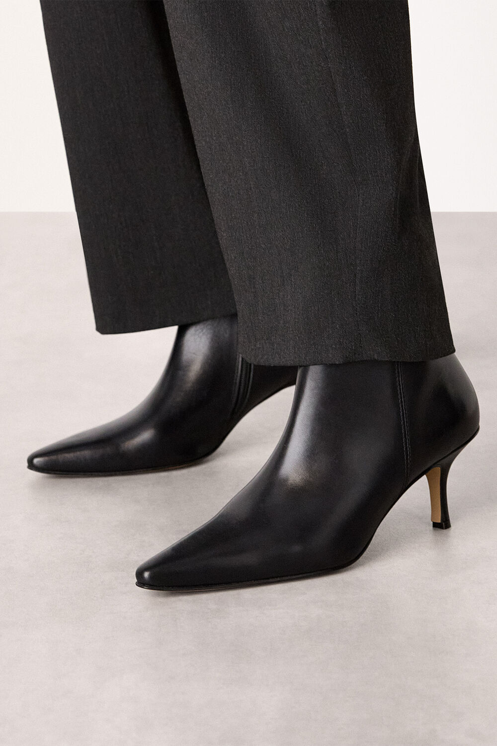 Black Pointed Heeled Boot