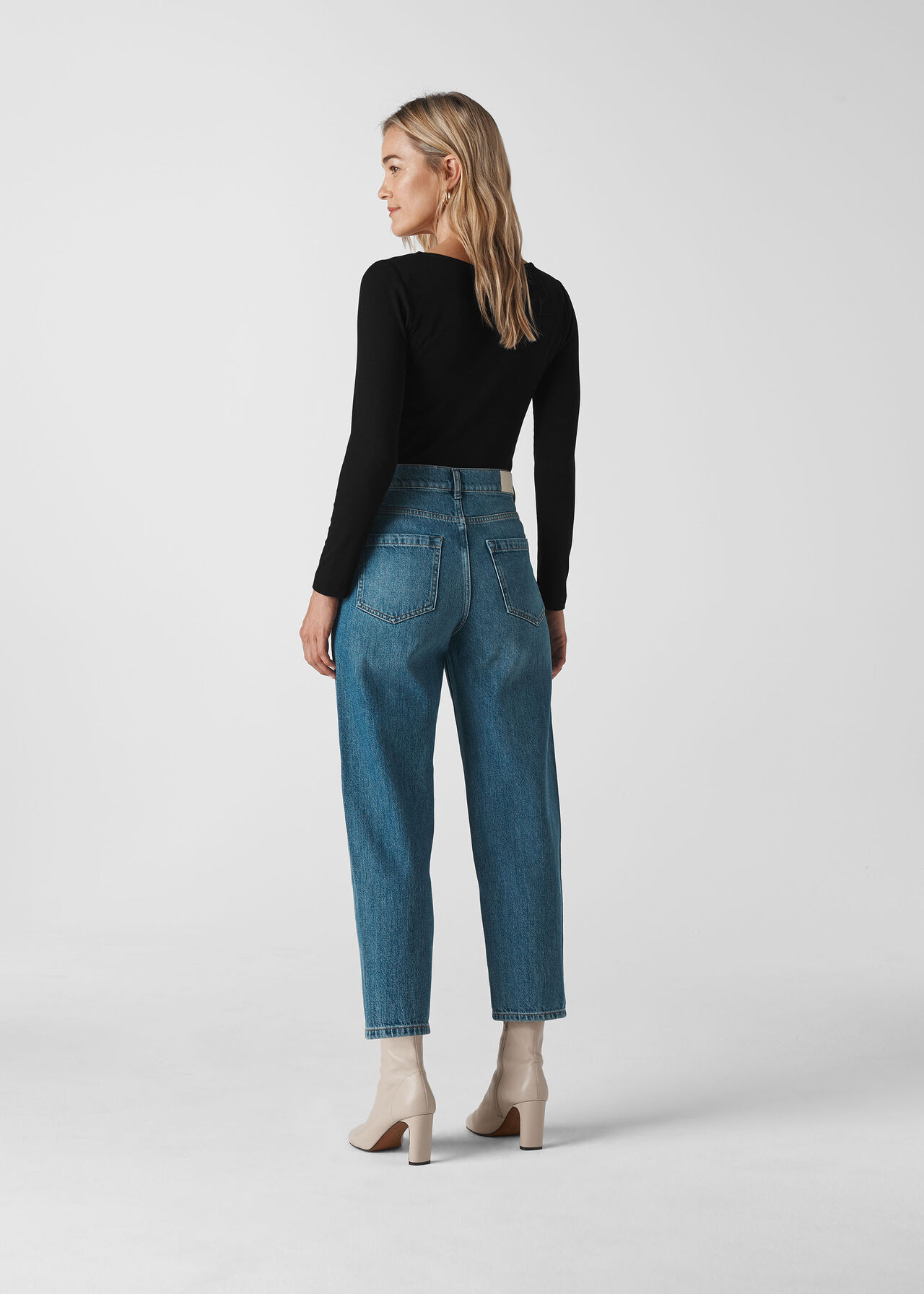Sweetheart Front Rib Top Black