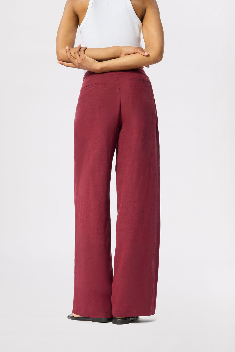 Burgundy Petite Linen Blend Pintuck Trouser