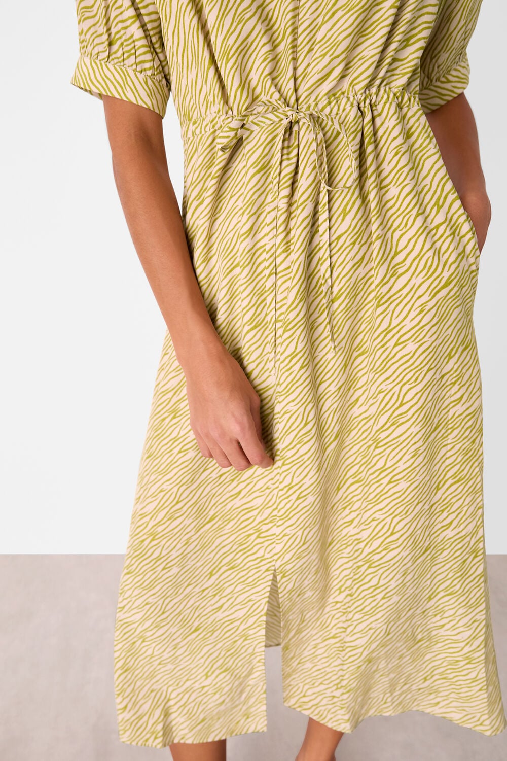 Green Tiger Flame Midi Dress