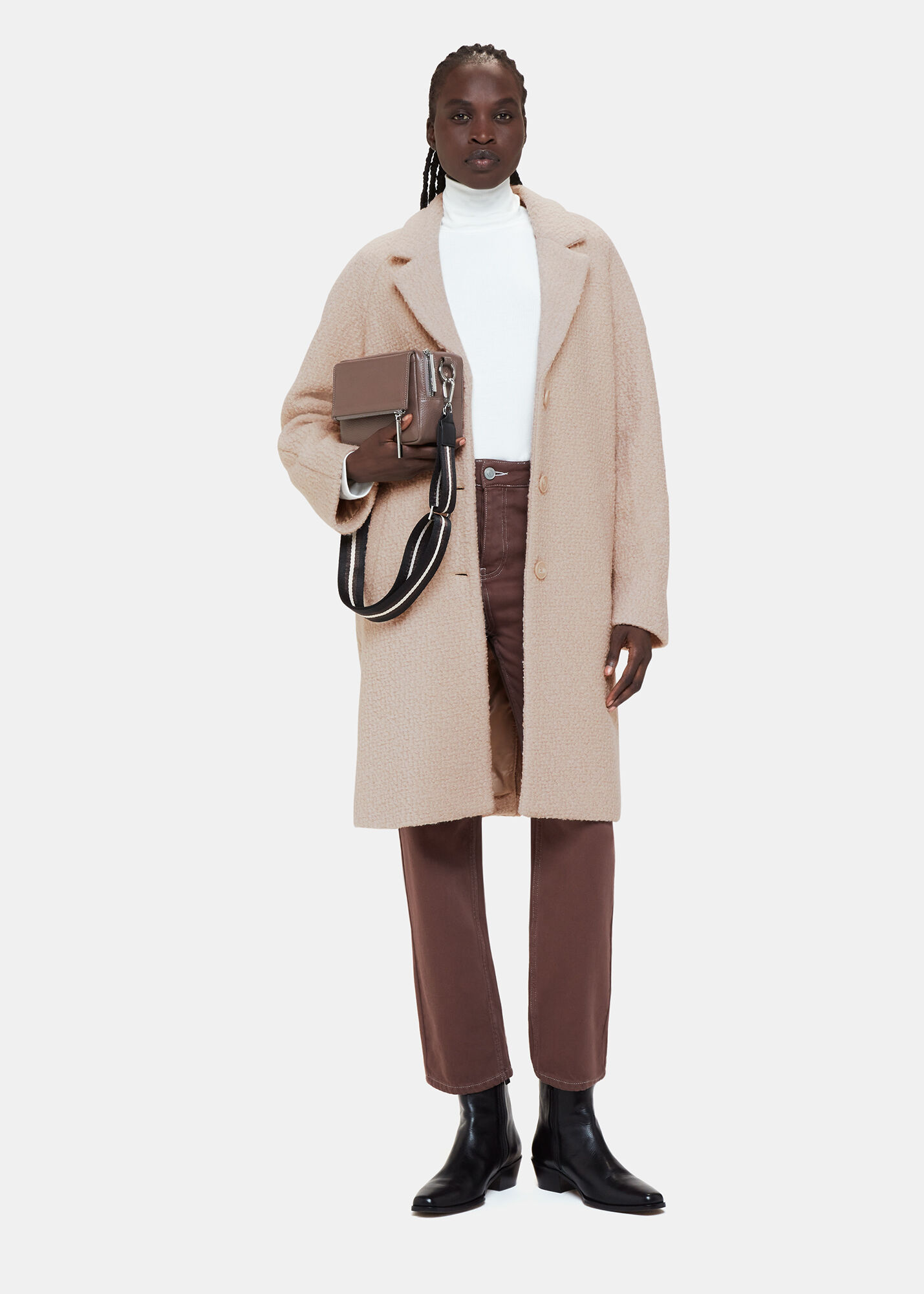Coats outlet in sale