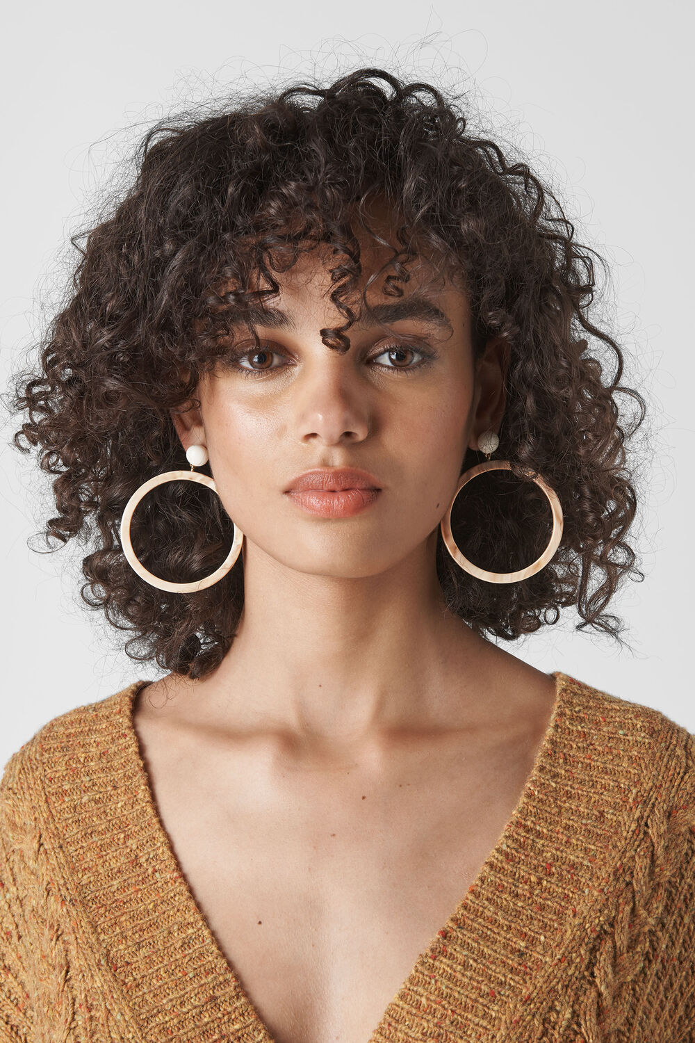 Large Ring Resin Earrings Beige