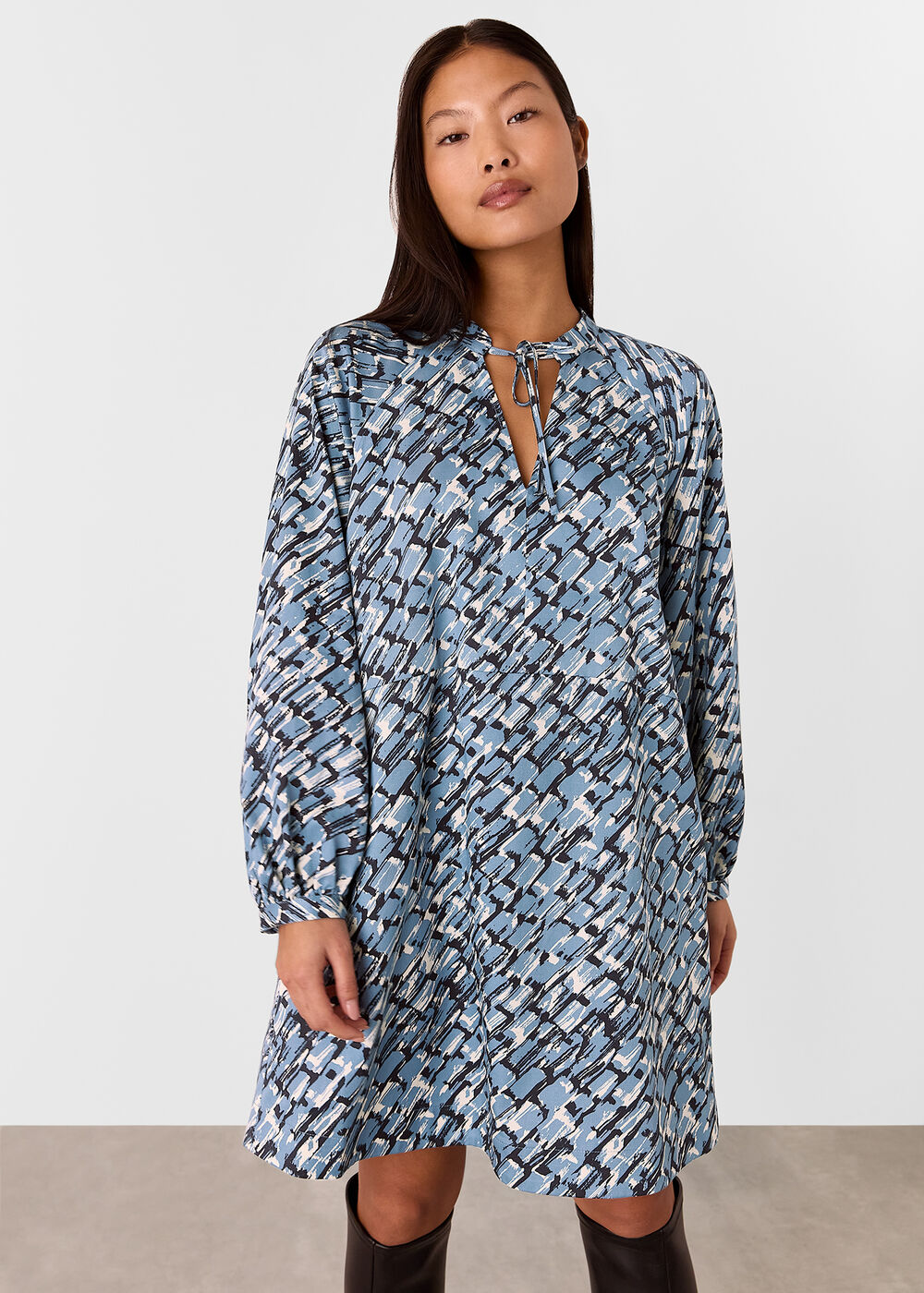 Petite Feathered Wing Marnie Dress