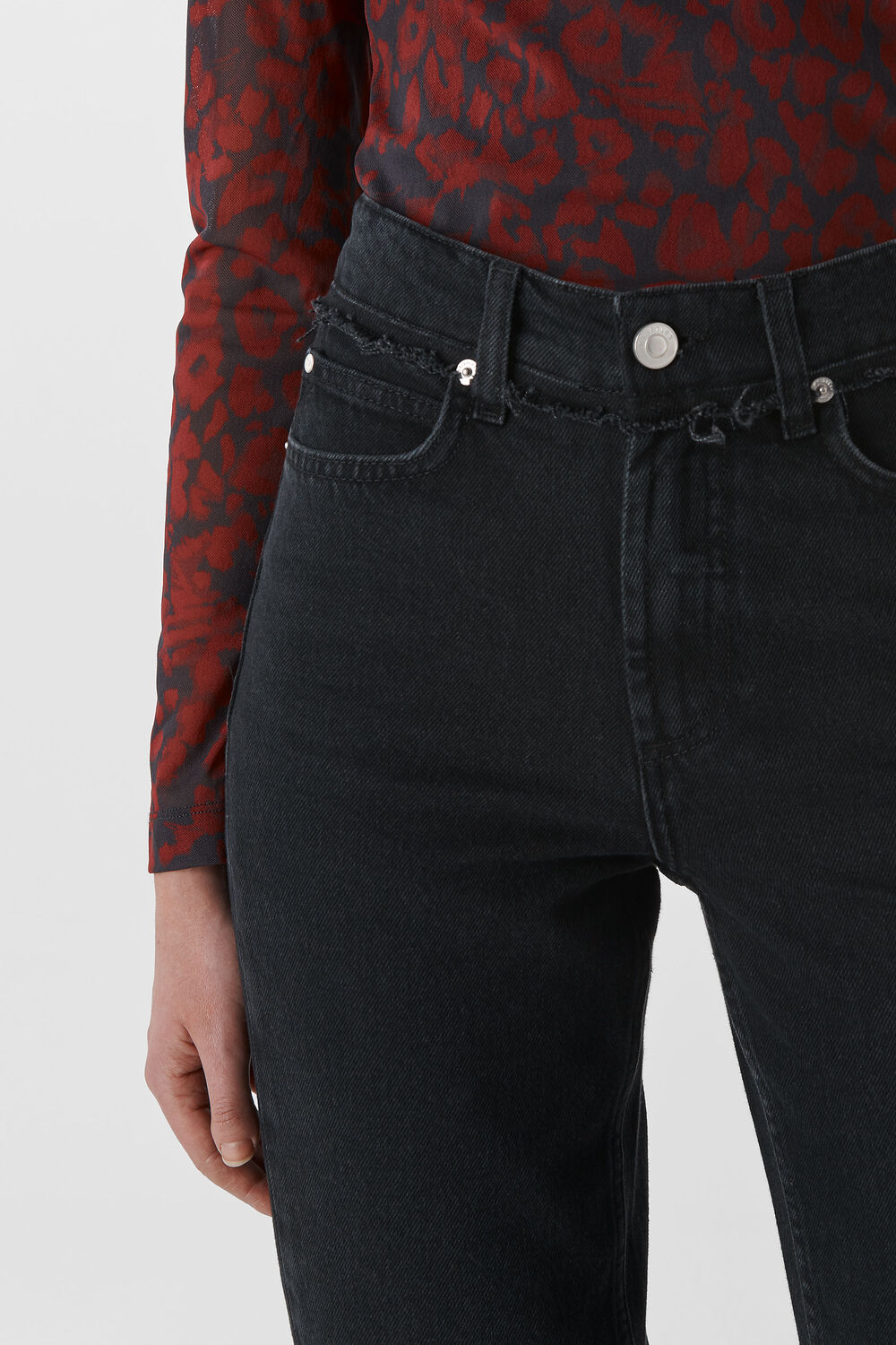 Hollie Straight Leg Jean Black