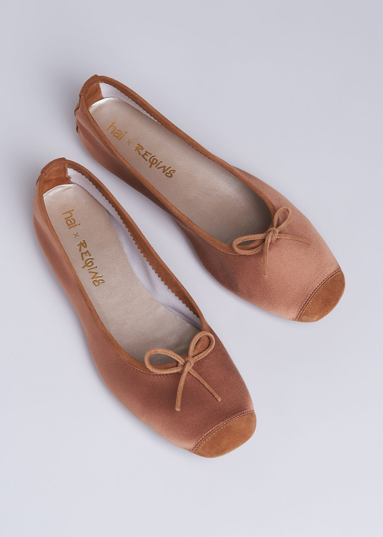 Sømil Foster Indgang Brown Hai Ballerina Pump | WHISTLES 