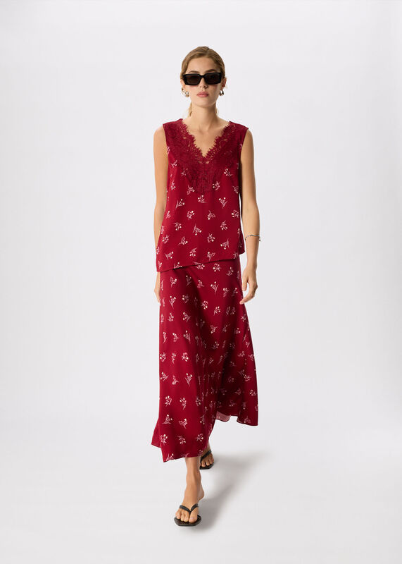 Burgundy Floral Lace Trim Top