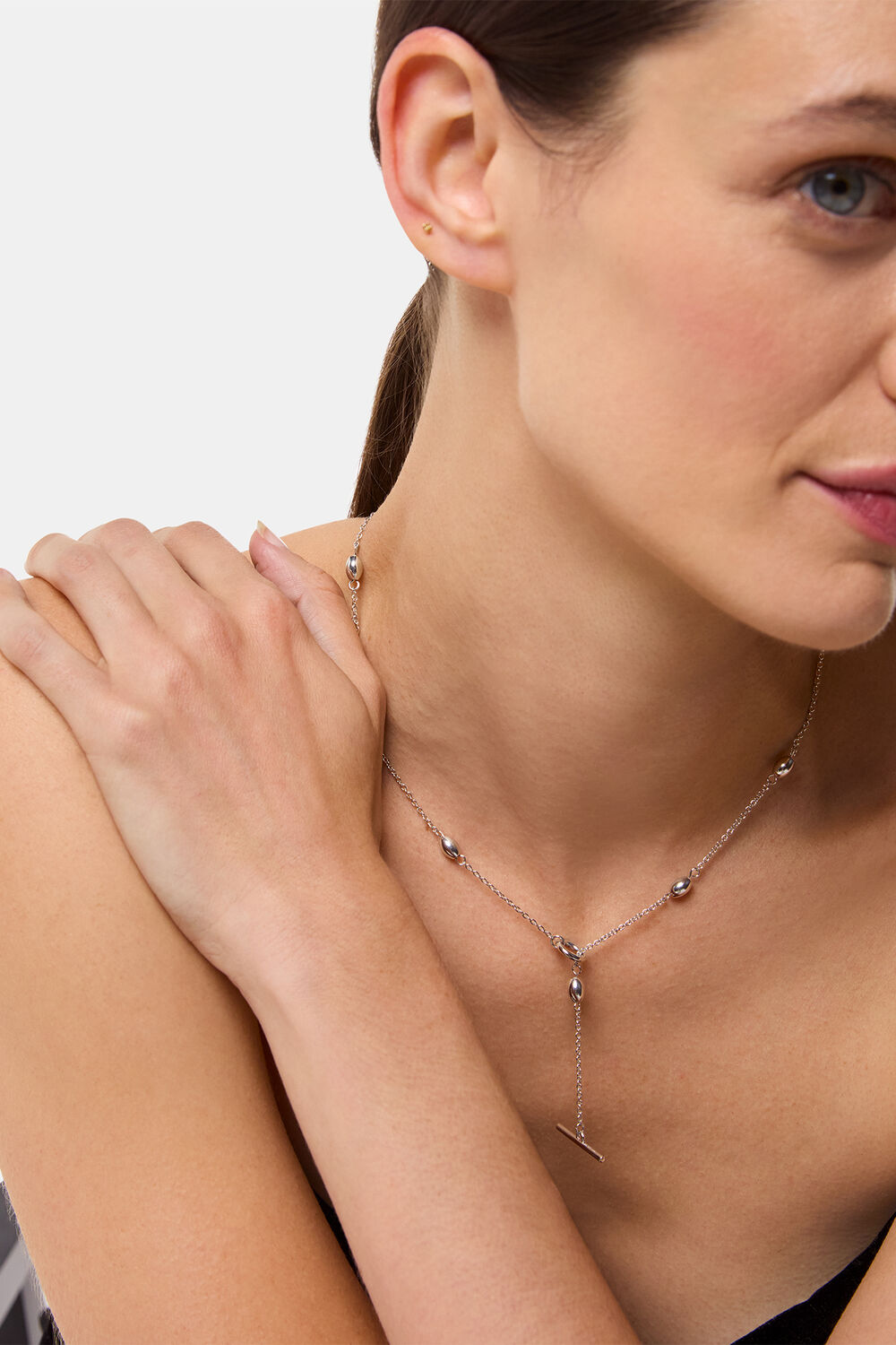 Oval Beaded T Bar Necklace