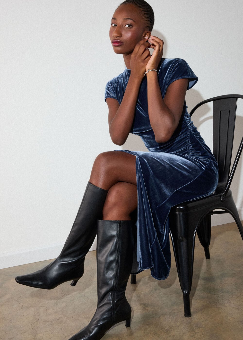 Navy Velvet Ruched Midi Dress