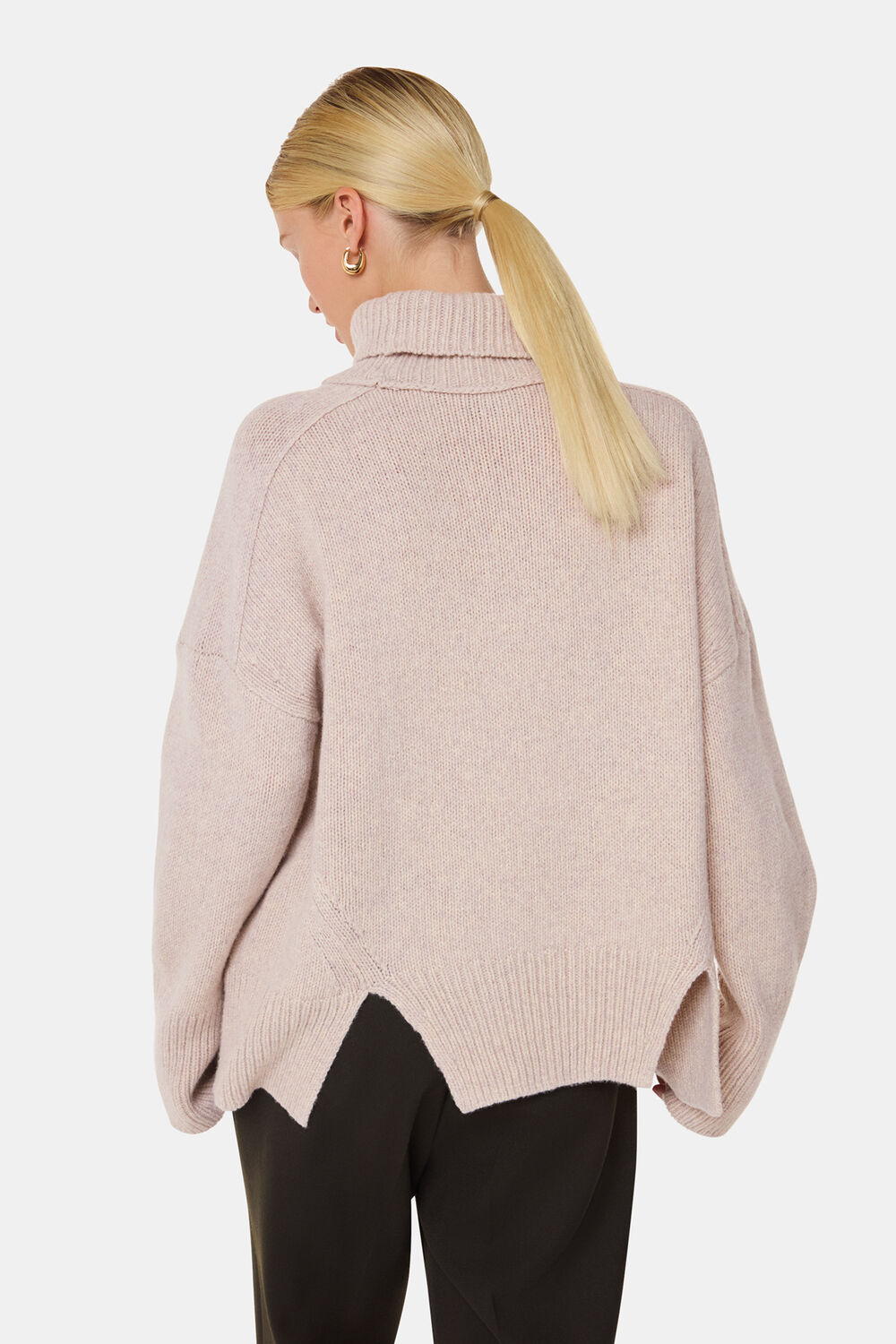 Wool Roll Neck Knit