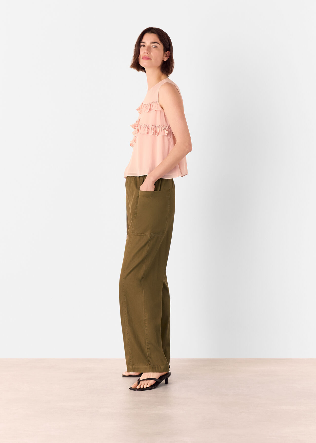 Frill Sleeveless Top