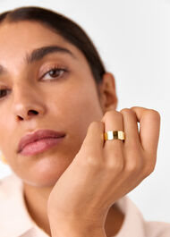 Scalloped Edge Ring